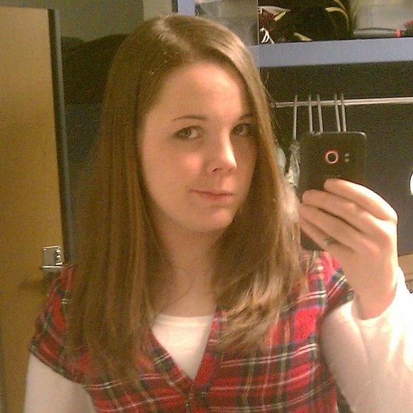 Meet your Posher, Krystal - Picture 1 of 1